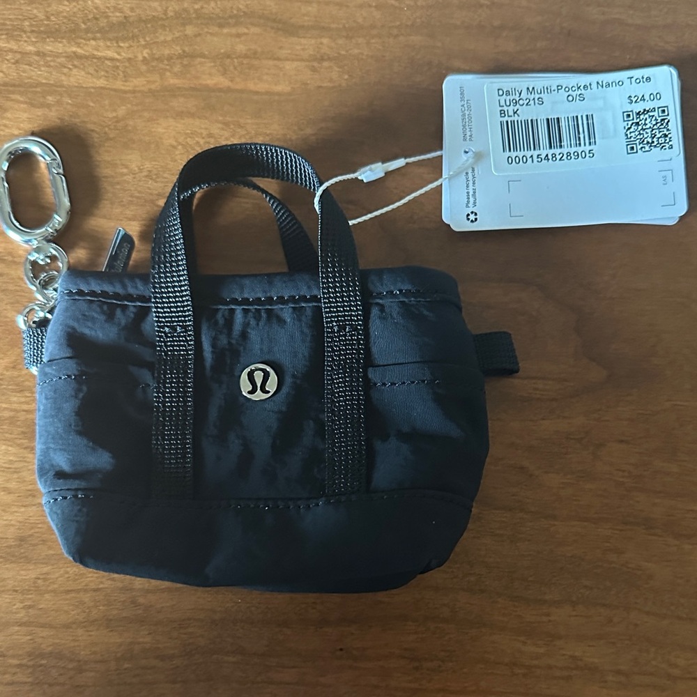 lululemon athletica Black Mini Tote Keychain Pouch - Picture 2 of 8